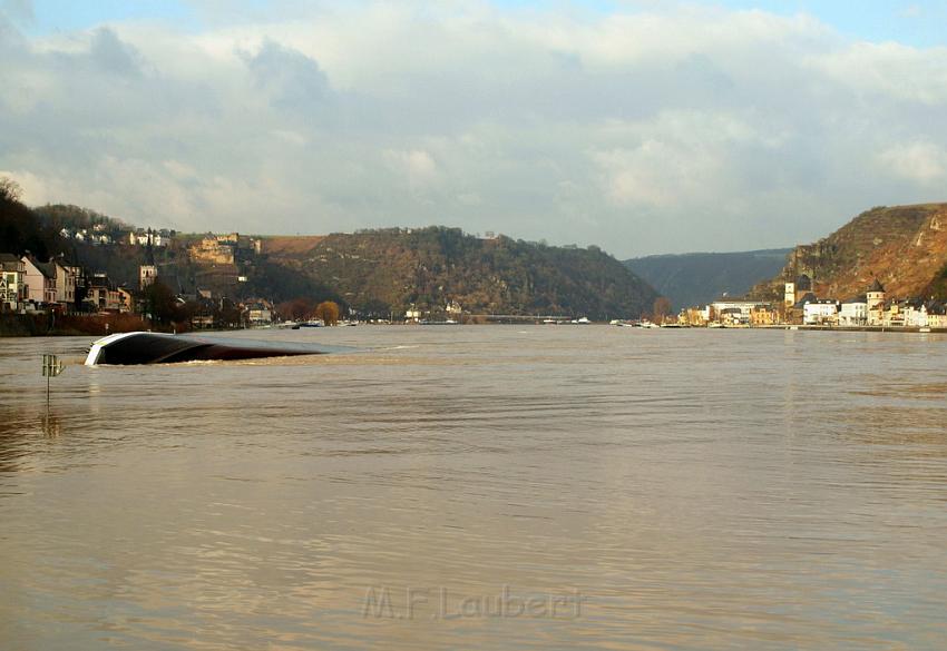 Schiff gesunken St Goarhausen Loreley P007.jpg